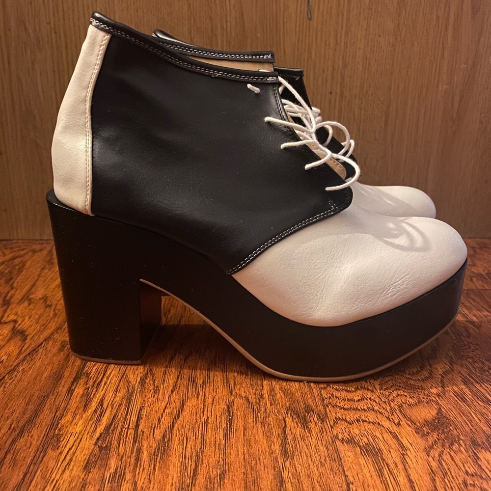 Deandri boots